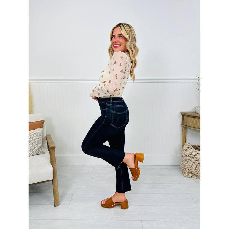 Feeling Fall Cropped Straight Tummy Control Jeans